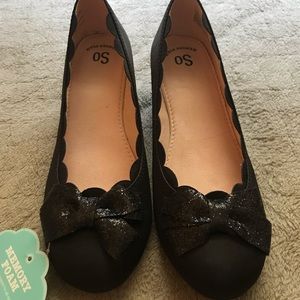 NWT SO size 4 girls black dress shoes